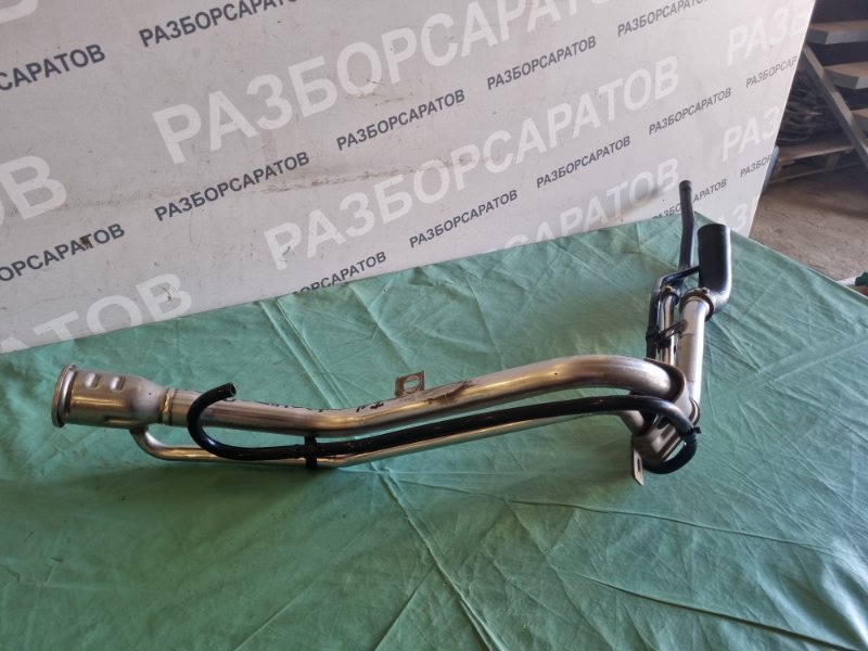 Горловина бензобака Ford Focus 2007 хэтчбек