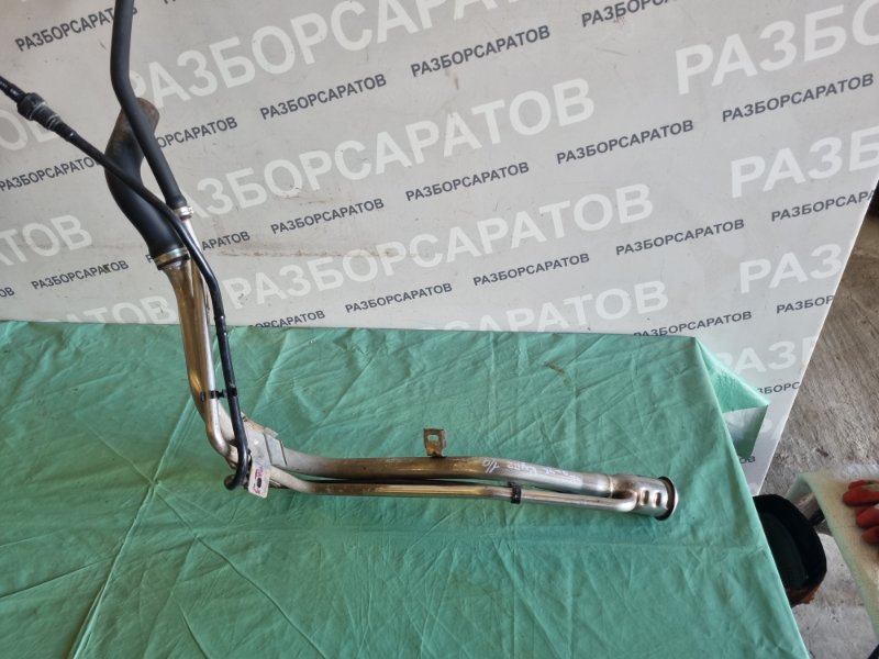 Горловина бензобака Ford Focus 2007 хэтчбек