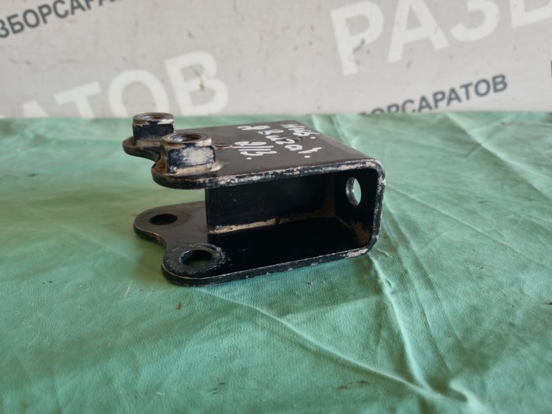 Кронштейн опоры КПП Ford Focus 2007 хэтчбек