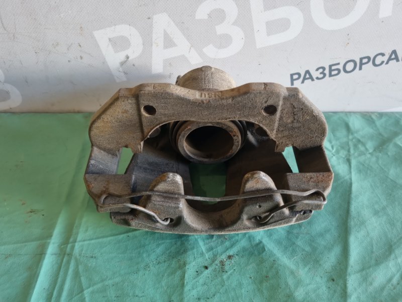 Суппорт тормозной Ford Focus 2007 хэтчбек