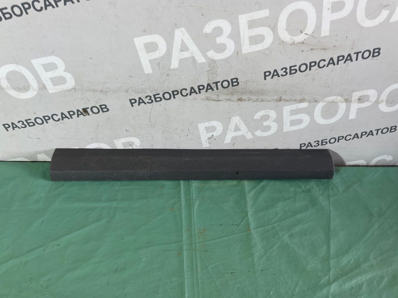 Накладка порога внутренняя Ford Focus II 2008 седан