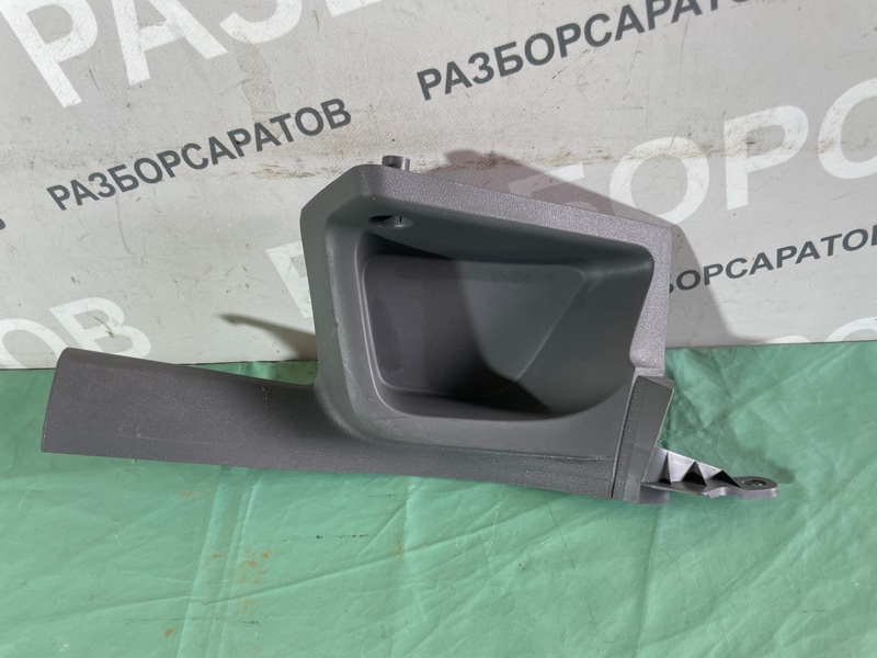 Накладка порога (внутренняя) Ford Focus II 2008 седан