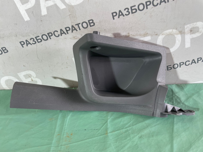 Накладка порога (внутренняя) Ford Focus II 2008 седан