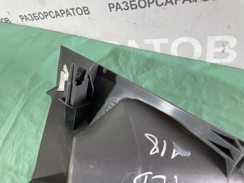 Обшивка стойки Ford Focus II 2008 седан