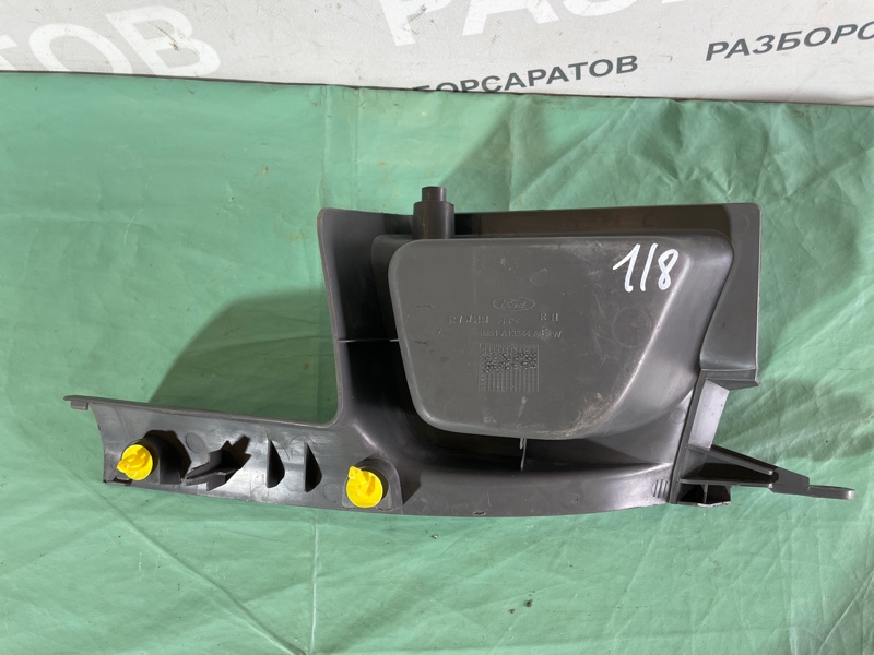 Накладка порогa Ford Focus II 2008 седан