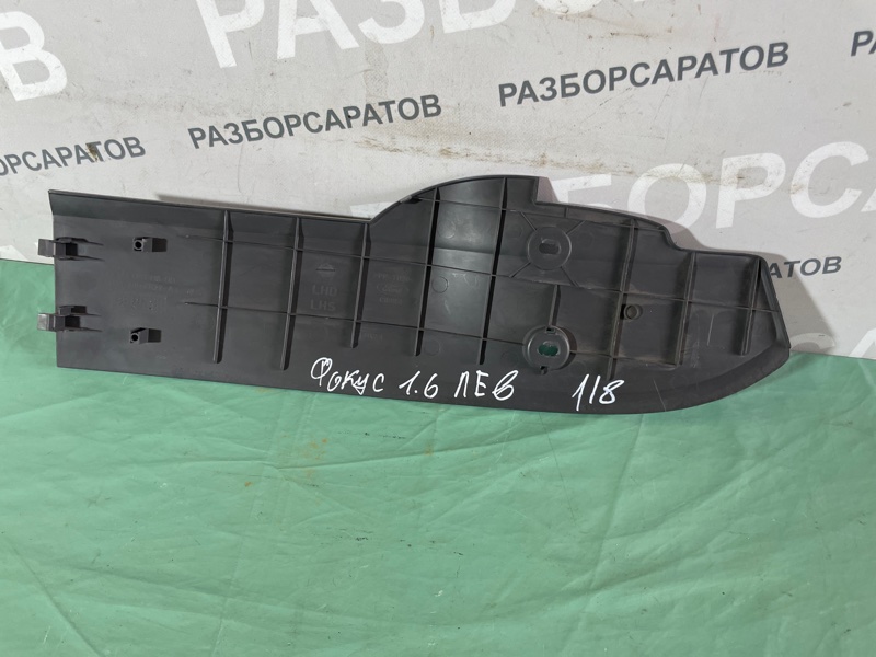 Накладка консоли центральной Ford Focus II 2008 седан