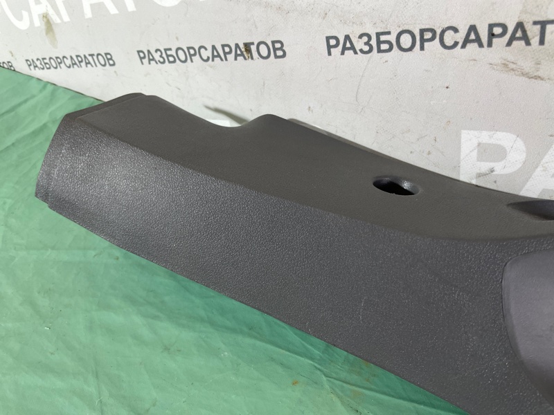 Обшивка стойки Ford Focus II 2008 седан