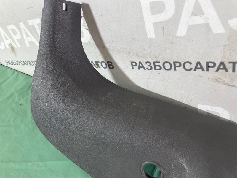 Накладка порога (внутренняя) Ford Focus II 2008 седан