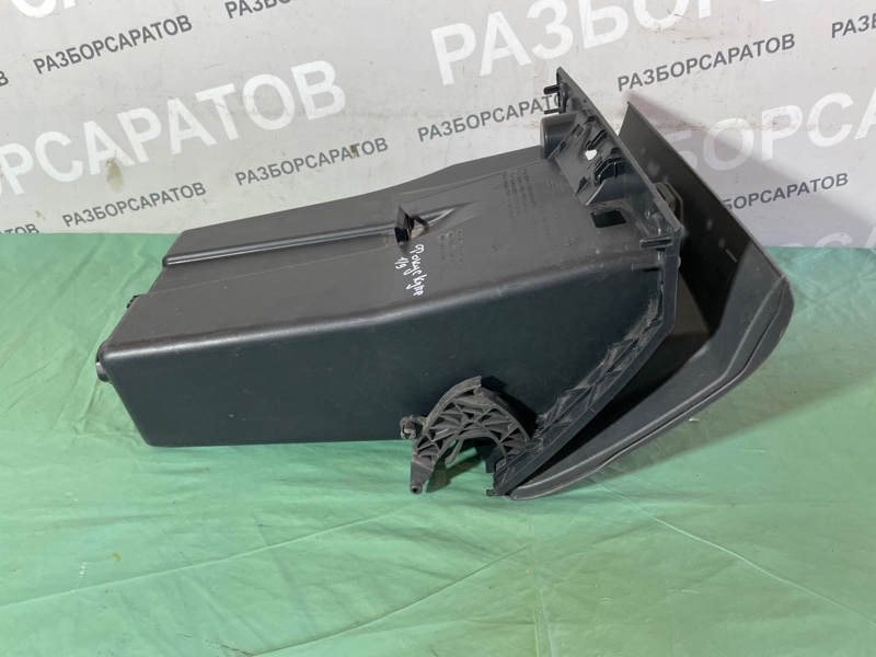 Бардачок Ford Focus II 2006 купе