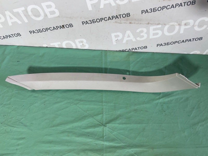 Обшивка двери багажника Ford Focus II 2006 купе