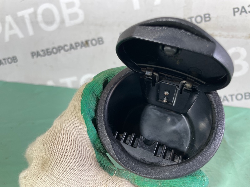 Пепельница Ford Focus II 2006 купе
