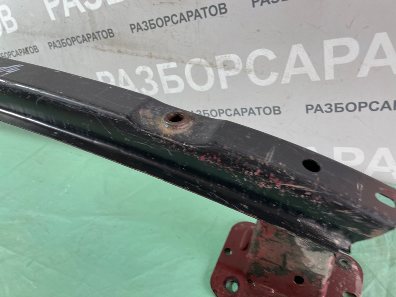 Усилитель бампера Ford Focus II 2006 купе