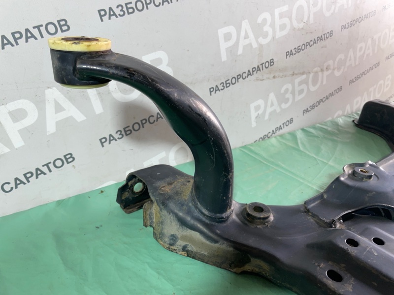 Подрамник Ford Focus II 2008 седан