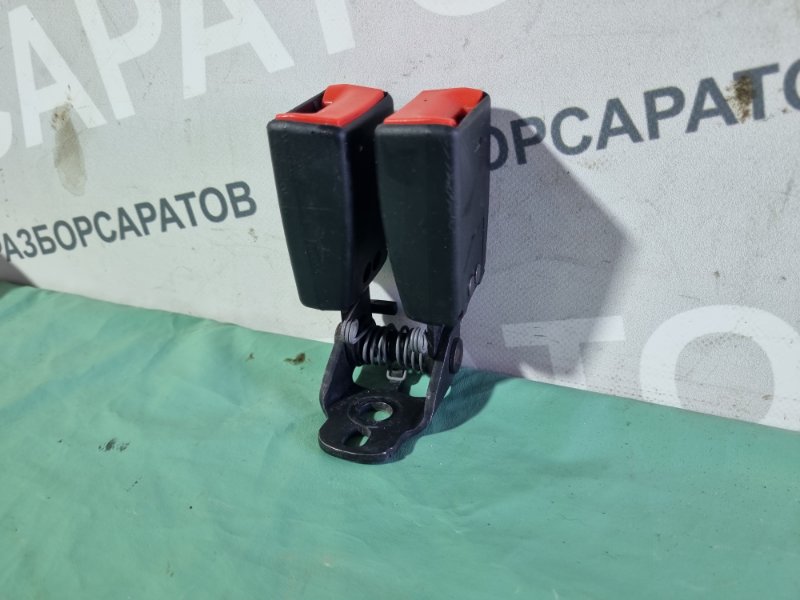 Ответная часть ремня безопасности Ford Focus II 2006 купе