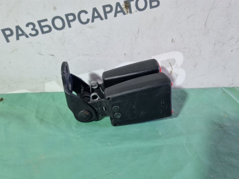 Ответная часть ремня безопасности Ford Focus II 2006 купе