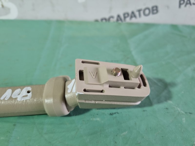 Ручка внутренняя потолочная Toyota Camry 2004 седан