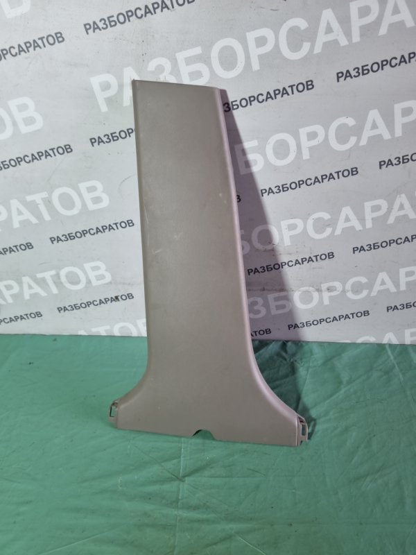 Накладка средней стойки (низ) Toyota Camry 2004 седан