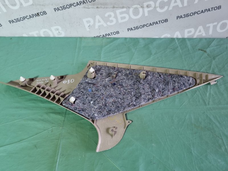 Накладка стойки Toyota Camry 2004 седан