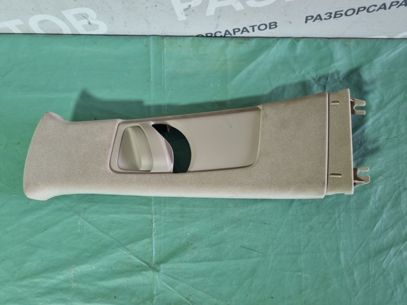 Накладка стойки Toyota Camry 2004 седан