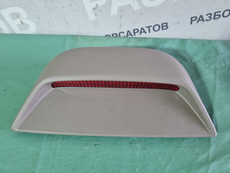 Стоп-сигнал Toyota Camry 2004 седан