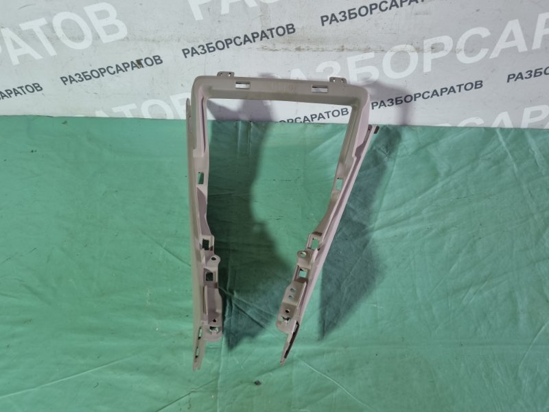 Накладка консоли Toyota Camry 2004 седан