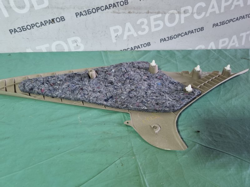 Накладка стойки Toyota Camry 2004 седан