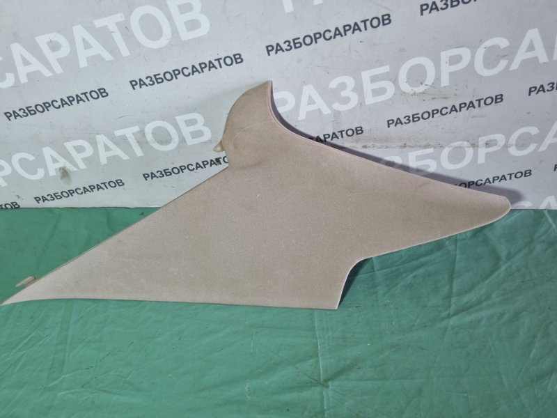 Накладка стойки Toyota Camry 2004 седан