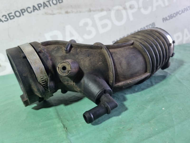 Патрубок воздушного фильтра Renault Fluence 2010