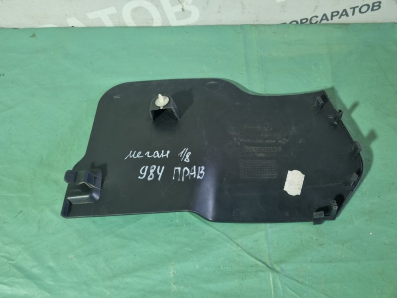 Накладка консоли Renault Megane II 2008