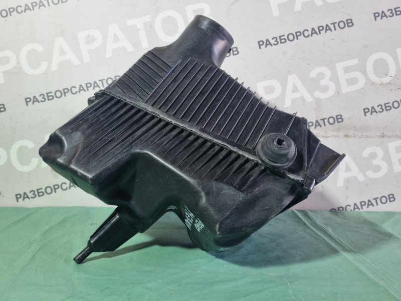 Корпус воздушного фильтра Renault Megane II 2008
