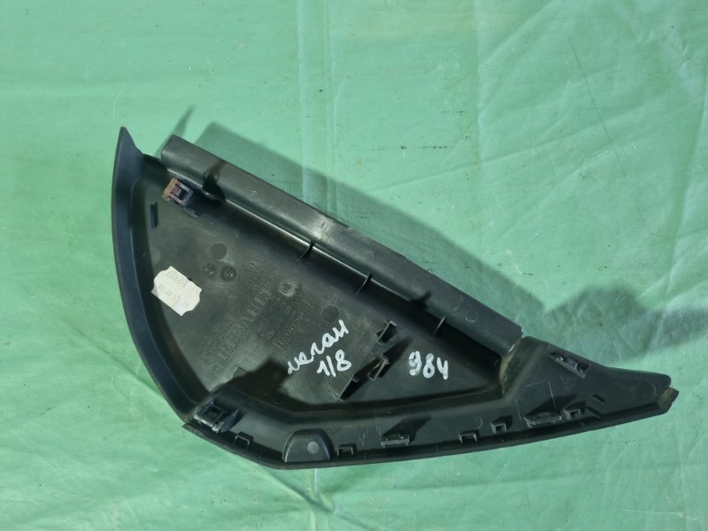 Накладка торпедо Renault Megane II 2008