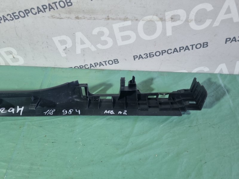 Накладка порога внутренняя Renault Megane II 2008