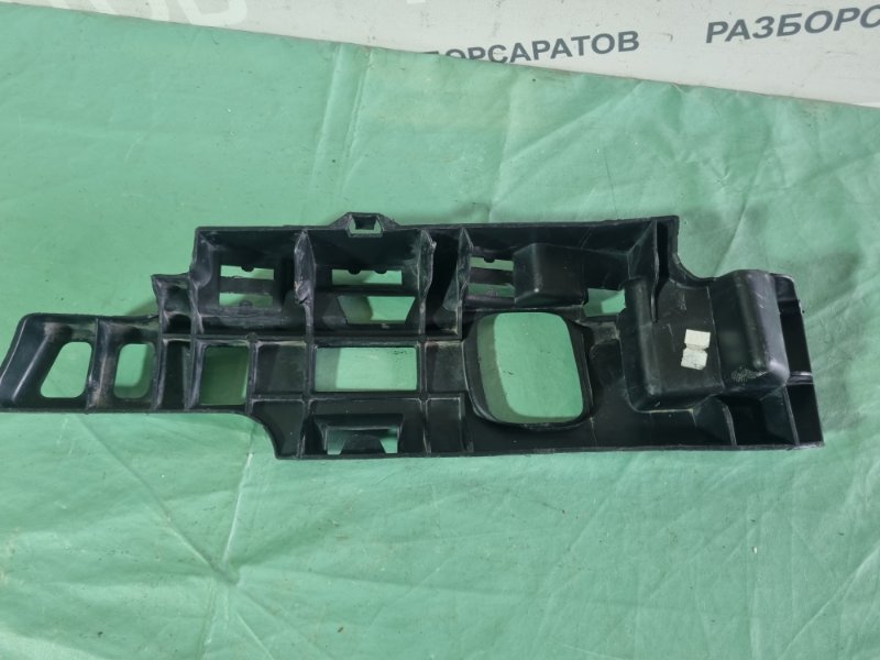 Кронштейн бампера Renault Megane II 2008