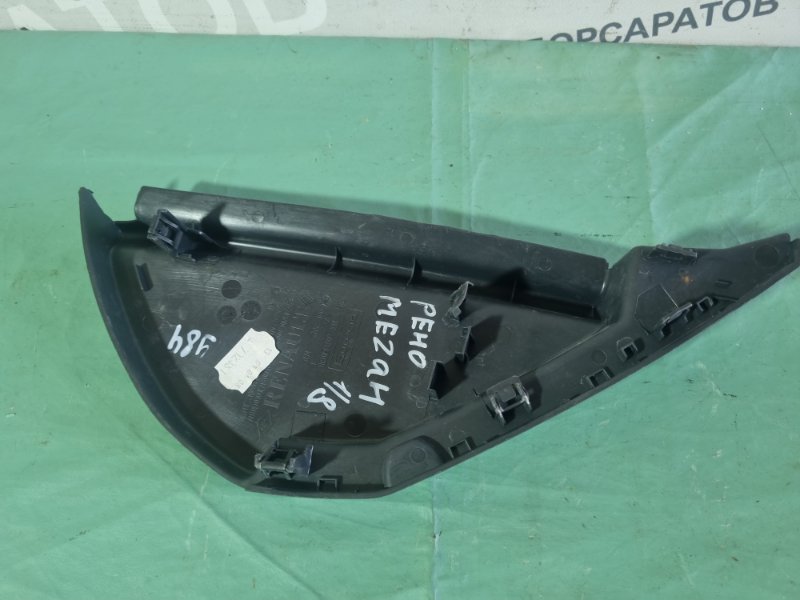 Накладка торпедо Renault Megane II 2008