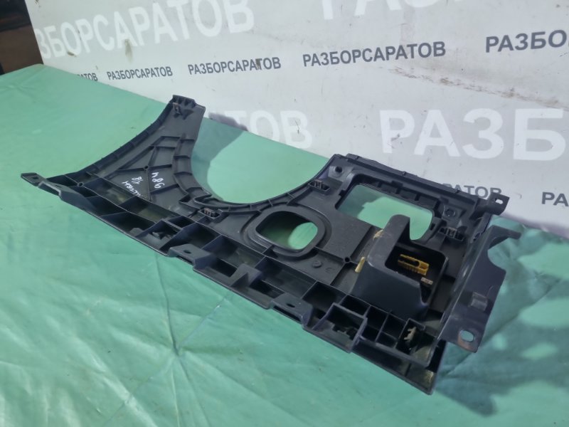 Накладка торпедо Renault Megane II 2008