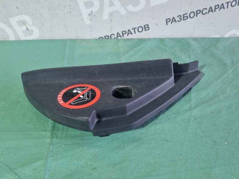 Накладка торпедо Renault Megane II 2008