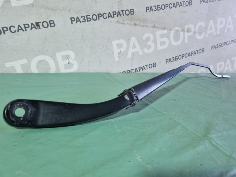 Поводок стеклоочистителя Renault Logan 2007