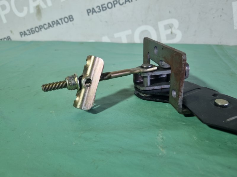 Рычаг стояночного тормоза Peugeot 206 2004 хэтчбек