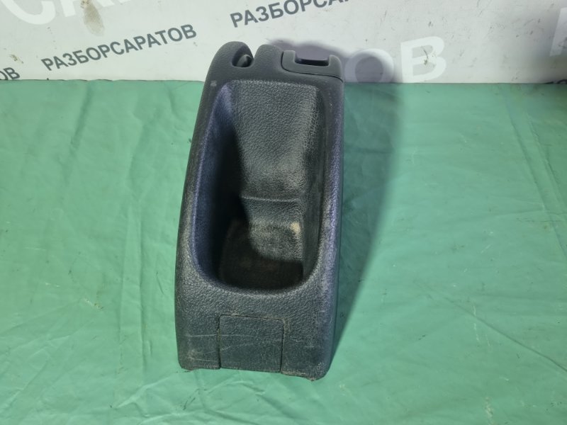 Консоль между сидений Peugeot 206 2004 хэтчбек