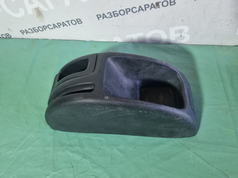 Консоль между сидений Peugeot 206 2004 хэтчбек