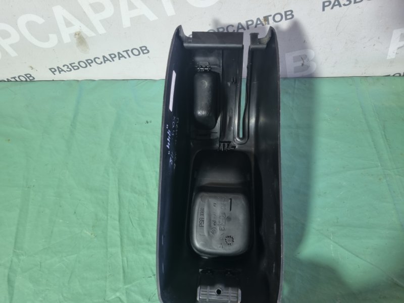 Консоль между сидений Peugeot 206 2004 хэтчбек