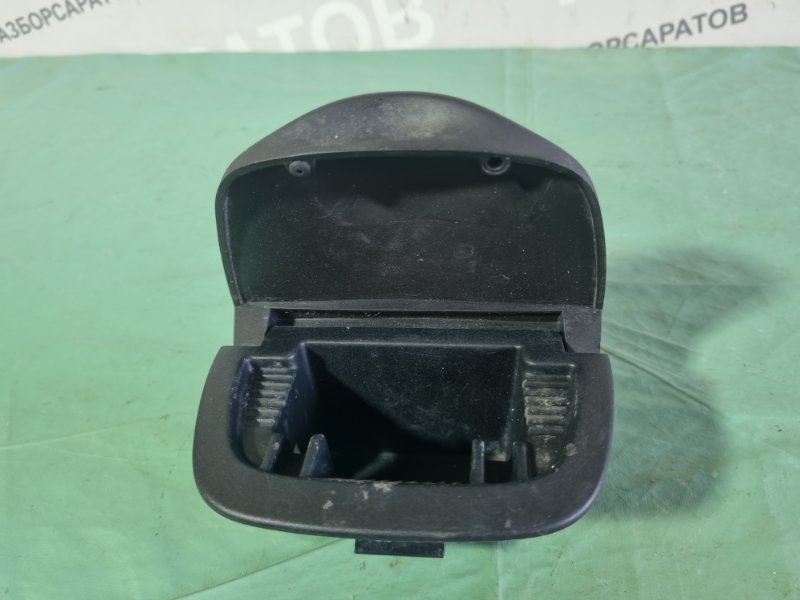 Пепельница Peugeot 206 2004 хэтчбек