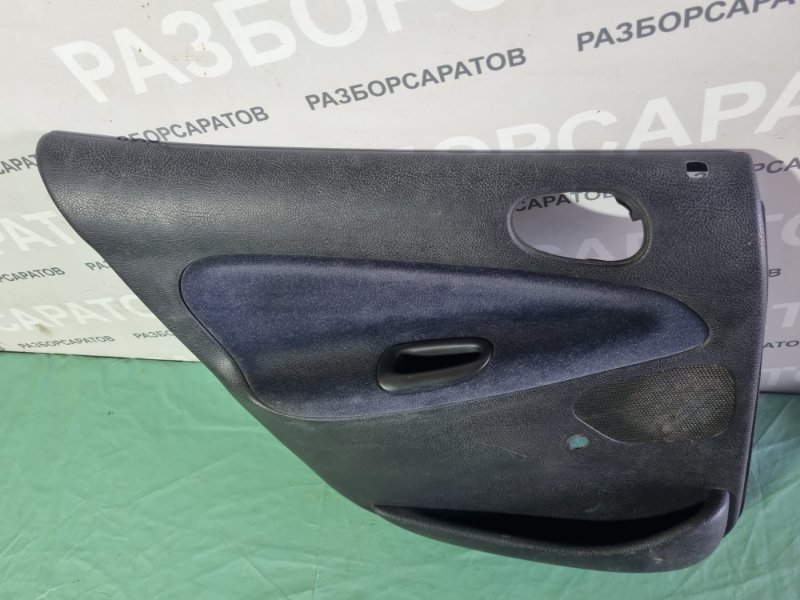 Обшивка двери Peugeot 206 2004 хэтчбек