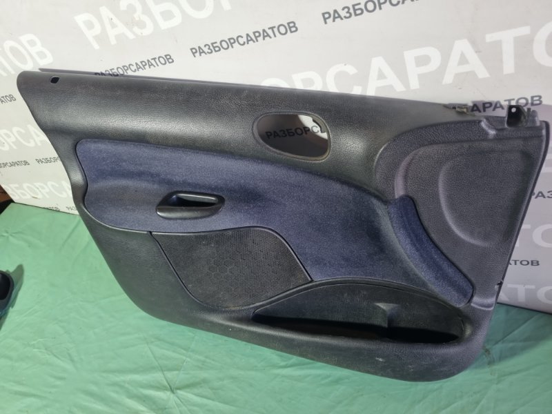 Обшивка двери Peugeot 206 2004 хэтчбек