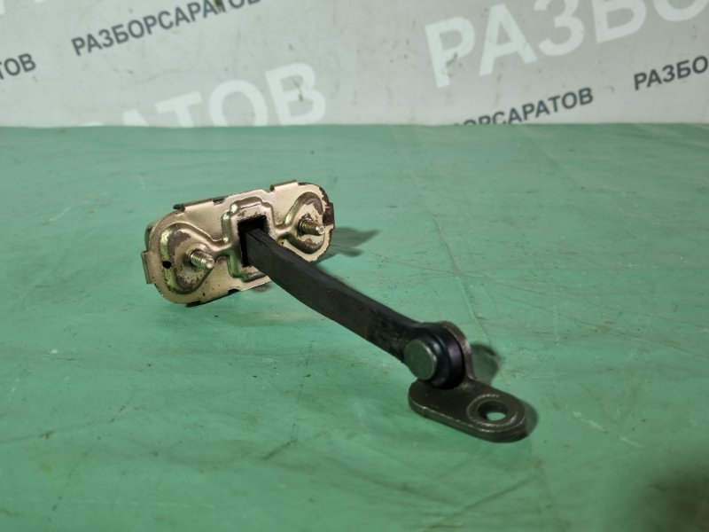 Ограничитель двери Ssangyong Actyon sports 2011