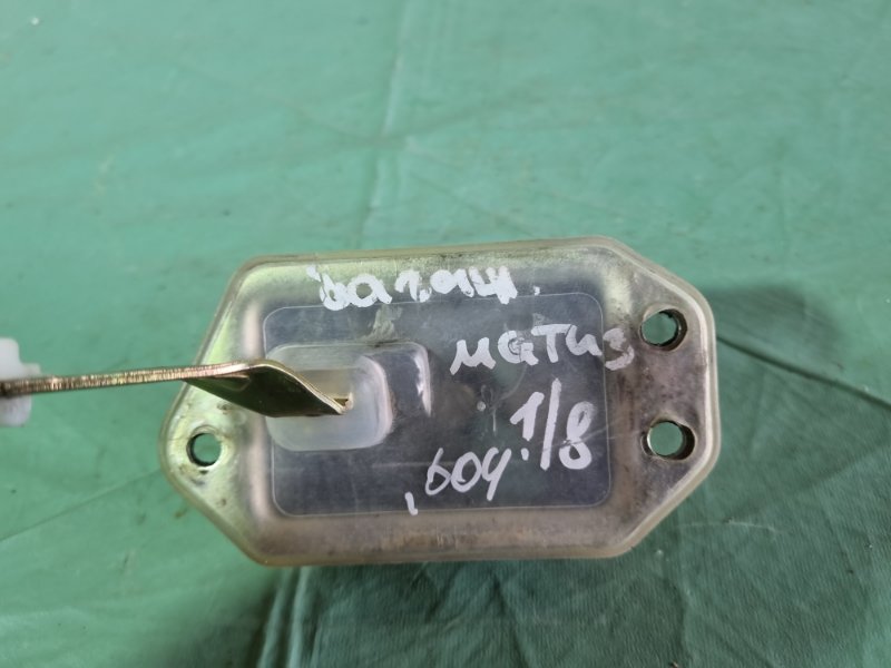Замок двери багажника Daewoo matiz 2008 хэтчбек