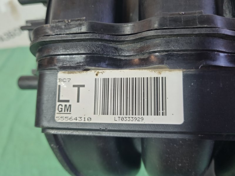Коллектор впускной Chevrolet Aveo T255 2011 хэтчбек