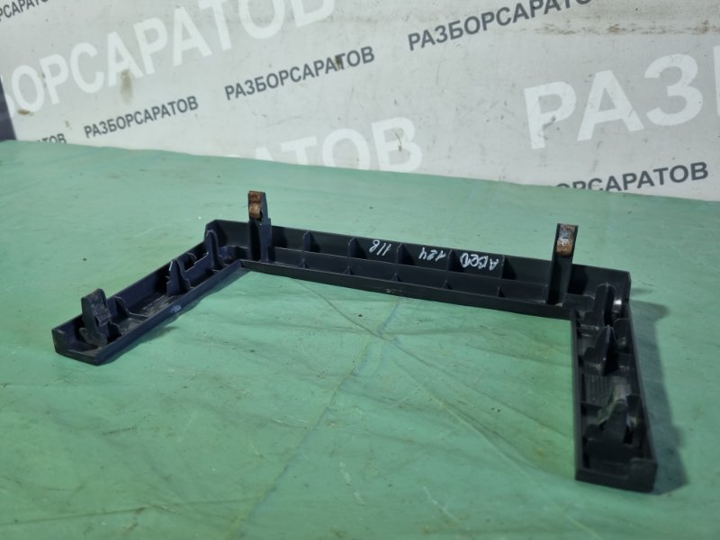 Рамка магнитолы Chevrolet Aveo T255 2011 хэтчбек