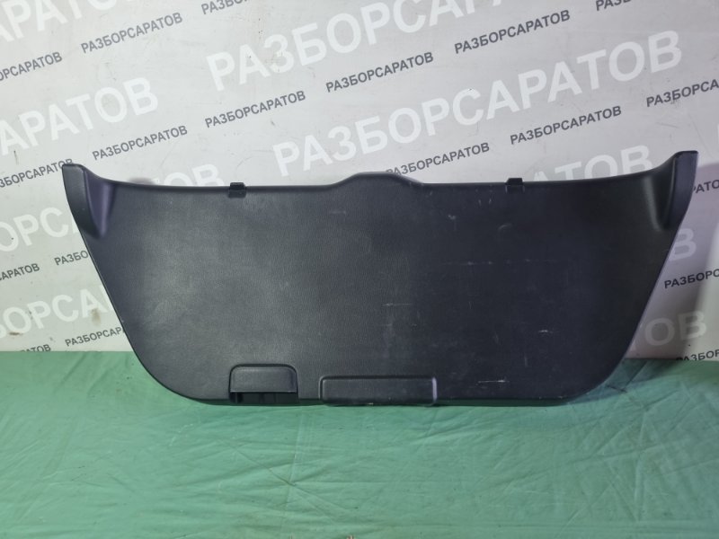 Обшивка крышки багажника Suzuki Swift 2010