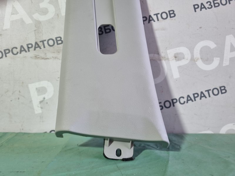 Обшивка стойки средней Suzuki Swift 2010